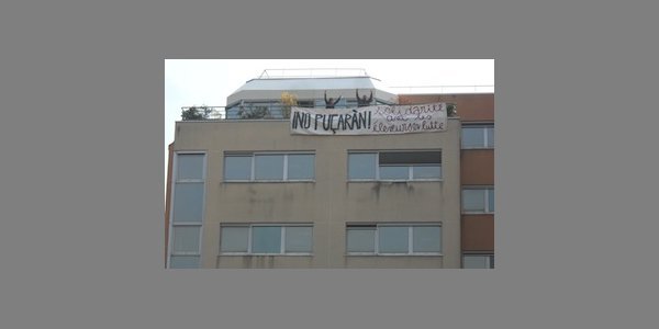 Image:Soutien à Laurent et Nathalie, éleveurs en lutte