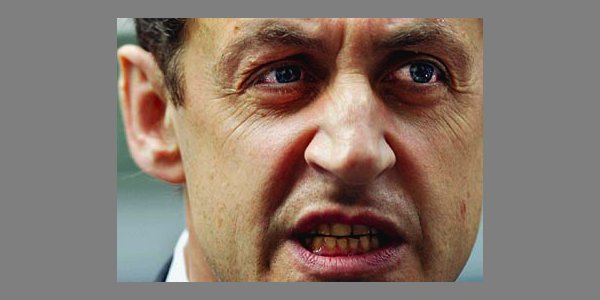 Image:Sarkozy à Mayotte : Du développement des colonisés...